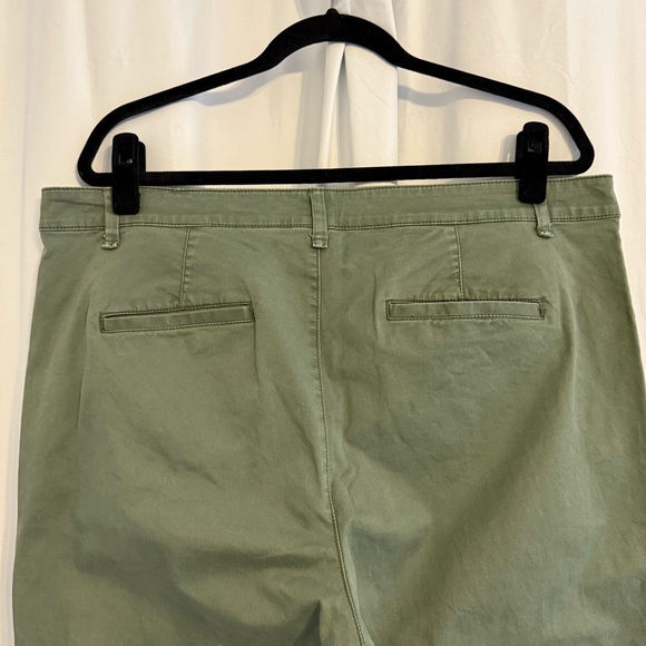 GAP Girlfriend High Rise Chino Pants Olive Stretch Cotton Women’s 16 - Picture 6 of 8